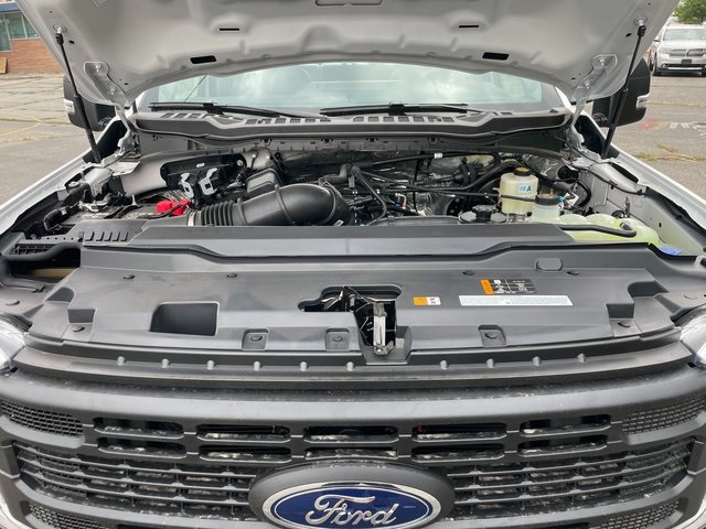 2025 Ford F-250 photo 30
