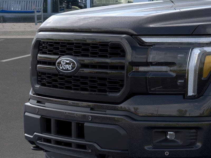 2025 Ford F-150 Lariat photo 17