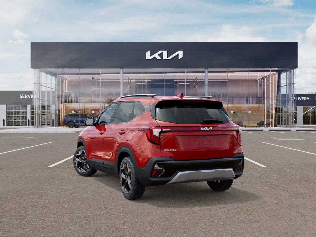 2026 Kia Seltos S photo 3
