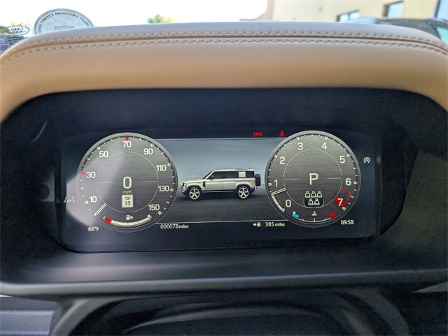 2025 Land Rover Defender 110 S photo 8