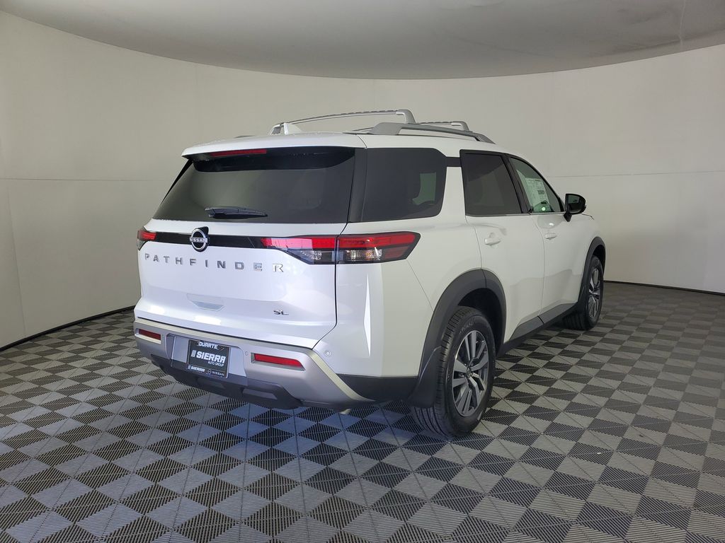 2025 Nissan Pathfinder SL photo 4