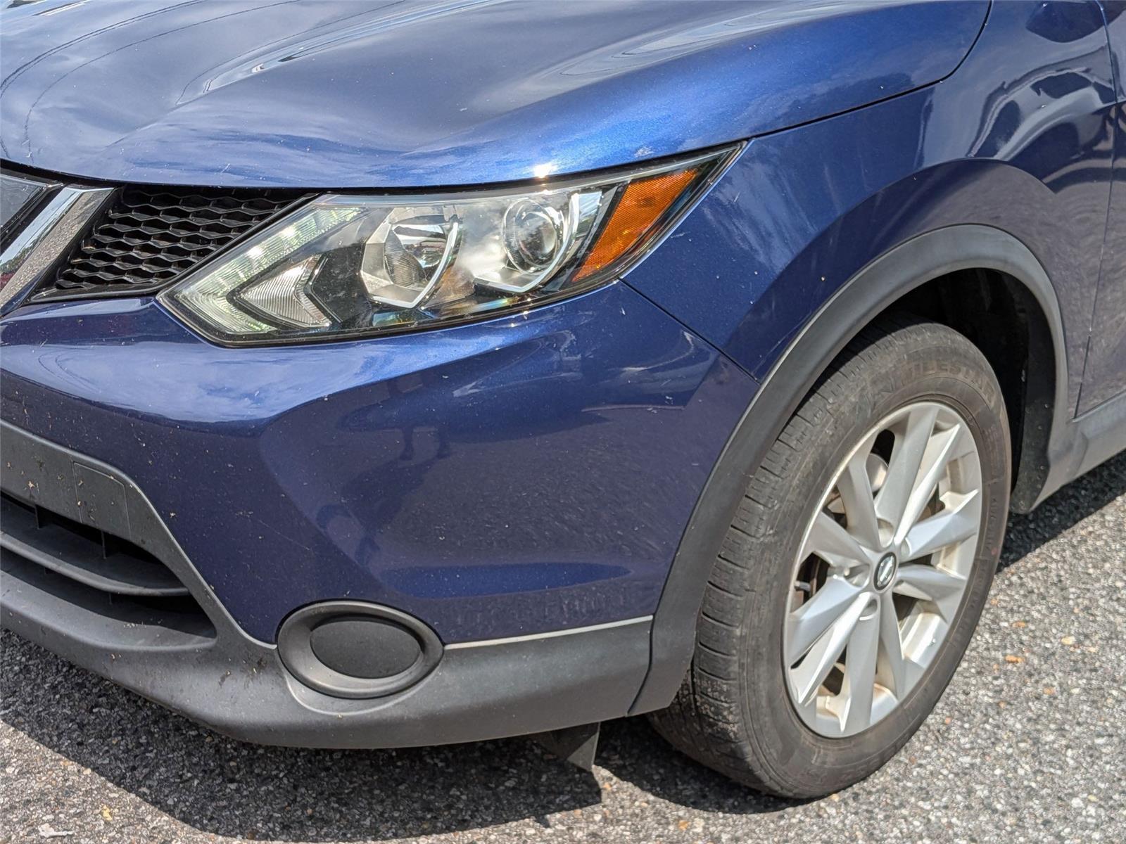 2019 Nissan Rogue Sport S photo 9