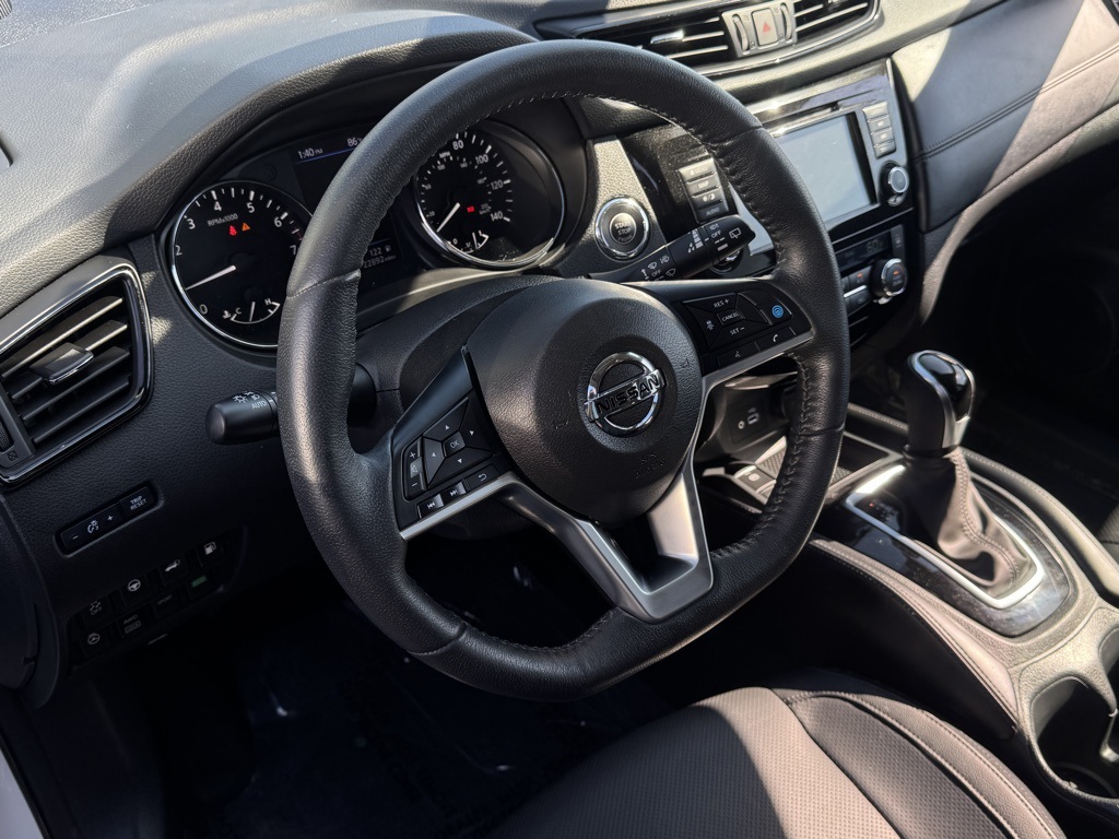 2019 Nissan Rogue SL photo 15