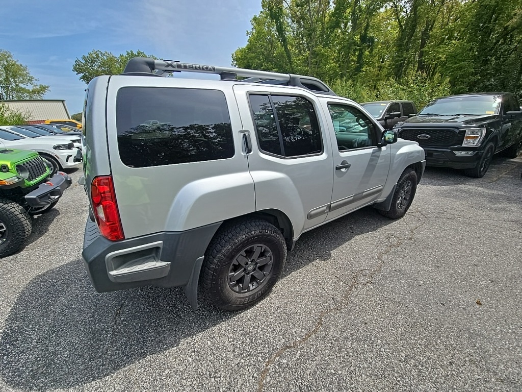 2015 Nissan Xterra photo 7
