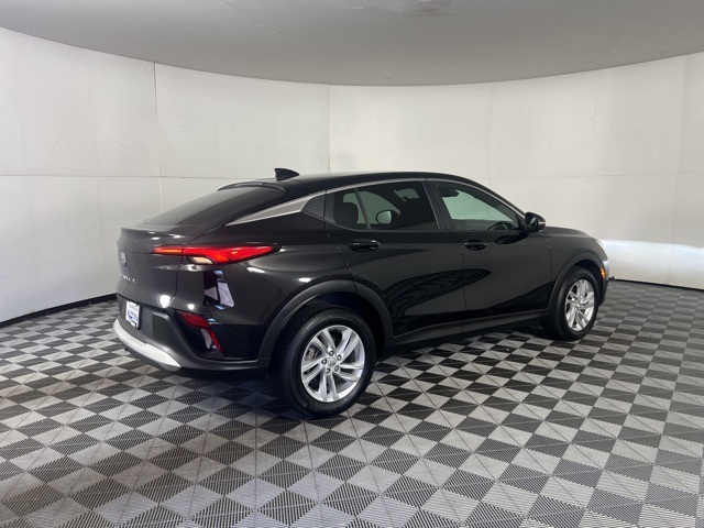 2024 Buick Envista Preferred photo 3