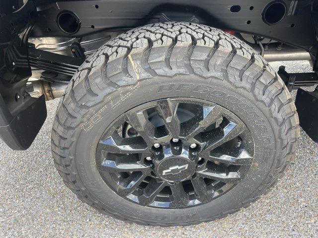 2026 Chevrolet Silverado 2500HD LT photo 7