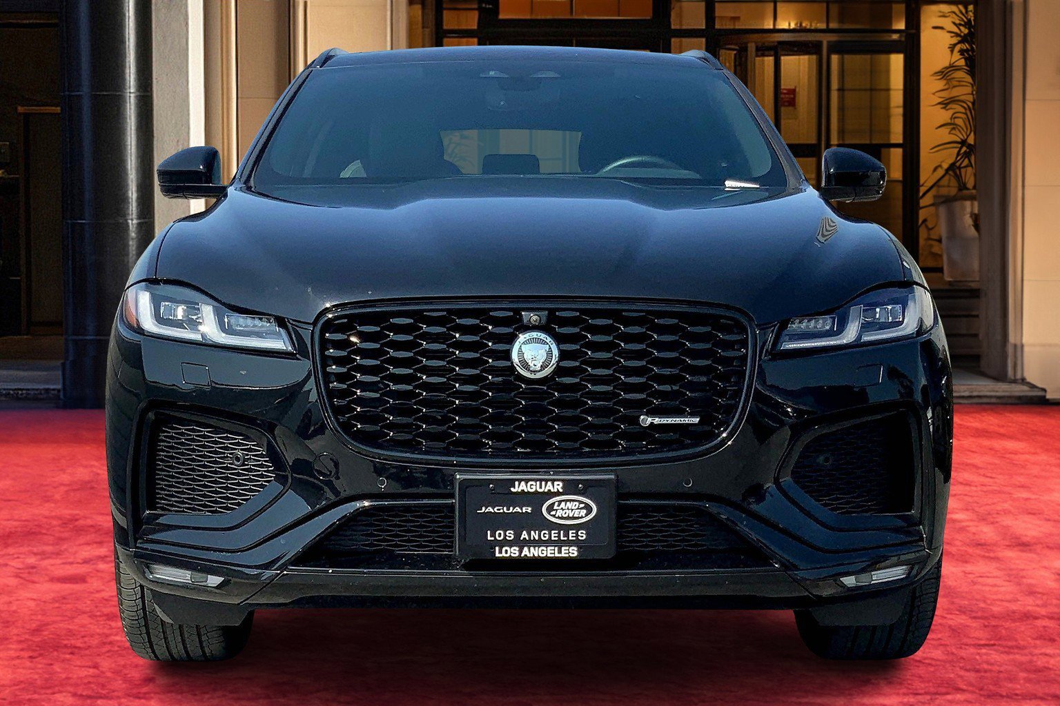2025 Jaguar F-PACE P250 R-Dynamic S photo 2
