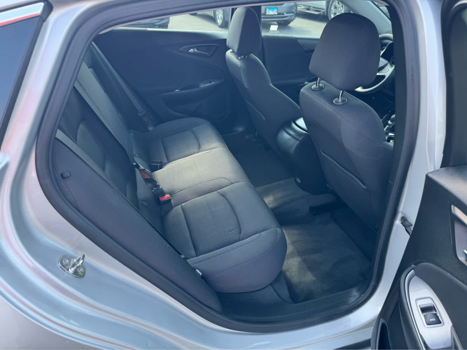 2021 Chevrolet Malibu LS photo 11