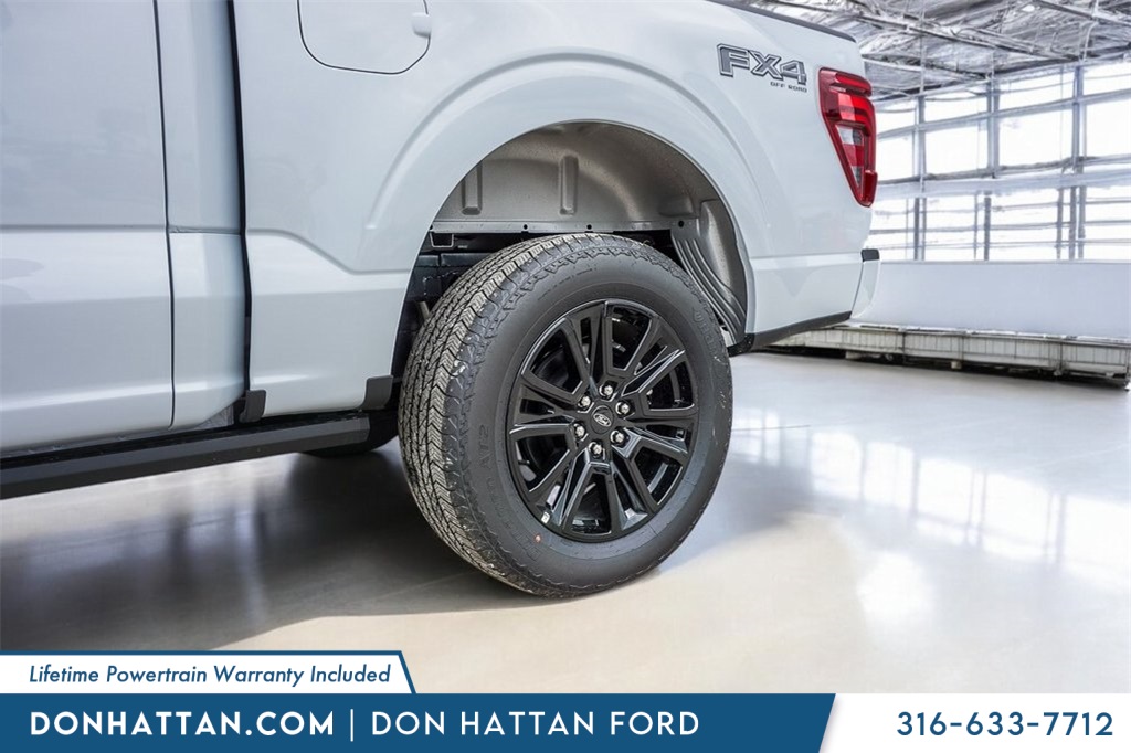 2025 Ford F-150 Platinum photo 38