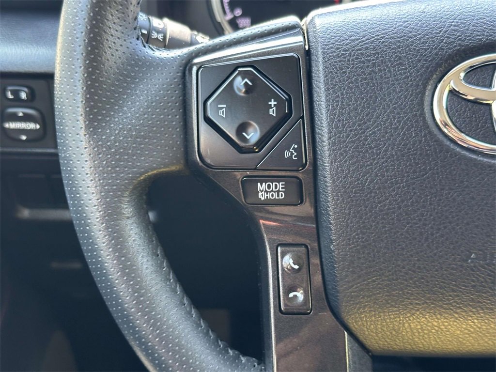 2024 Toyota 4Runner TRD Off-Road 4WD photo 3