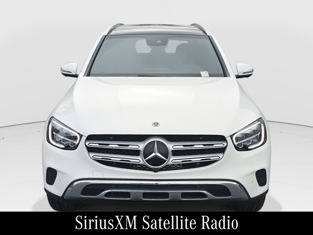 2022 Mercedes Benz GLC 300 photo 2
