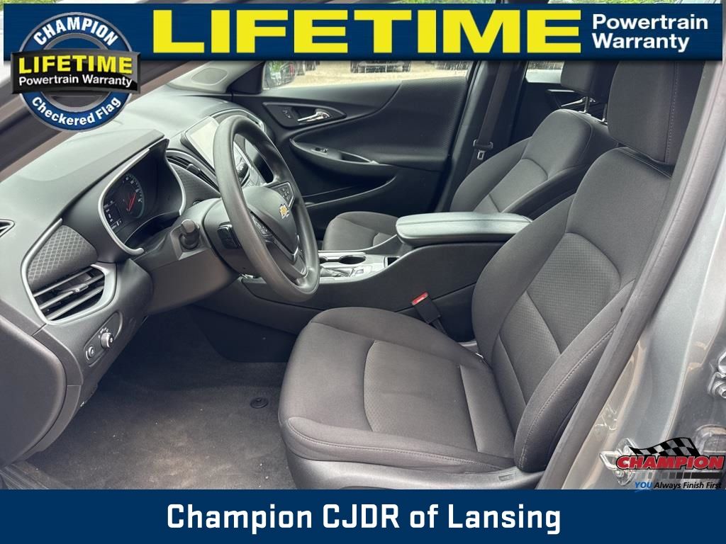 2024 Chevrolet Malibu 1LT photo 5
