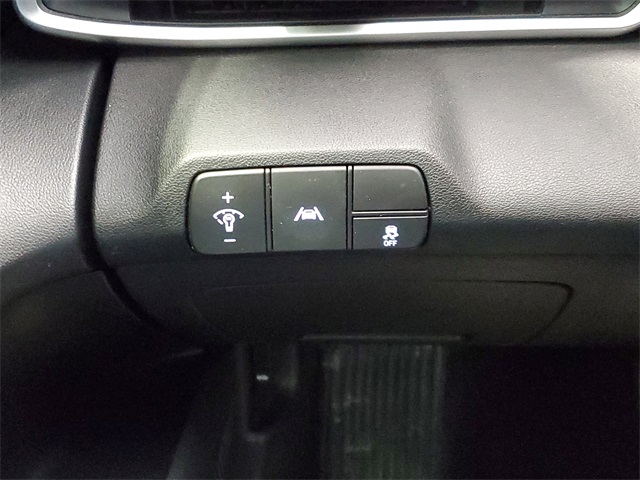 2021 Hyundai Elantra SEL photo 11