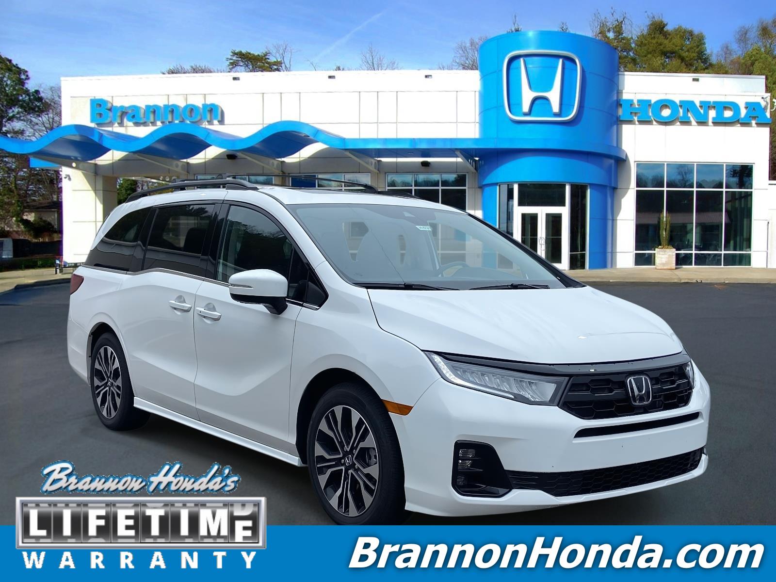 2026 Honda Odyssey Elite's photo