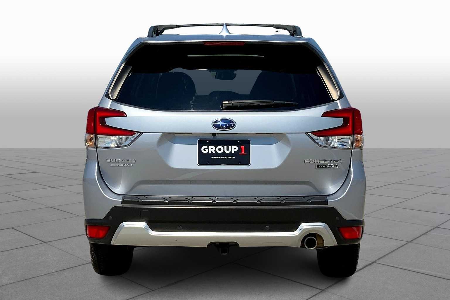 2019 Subaru Forester Touring photo 8