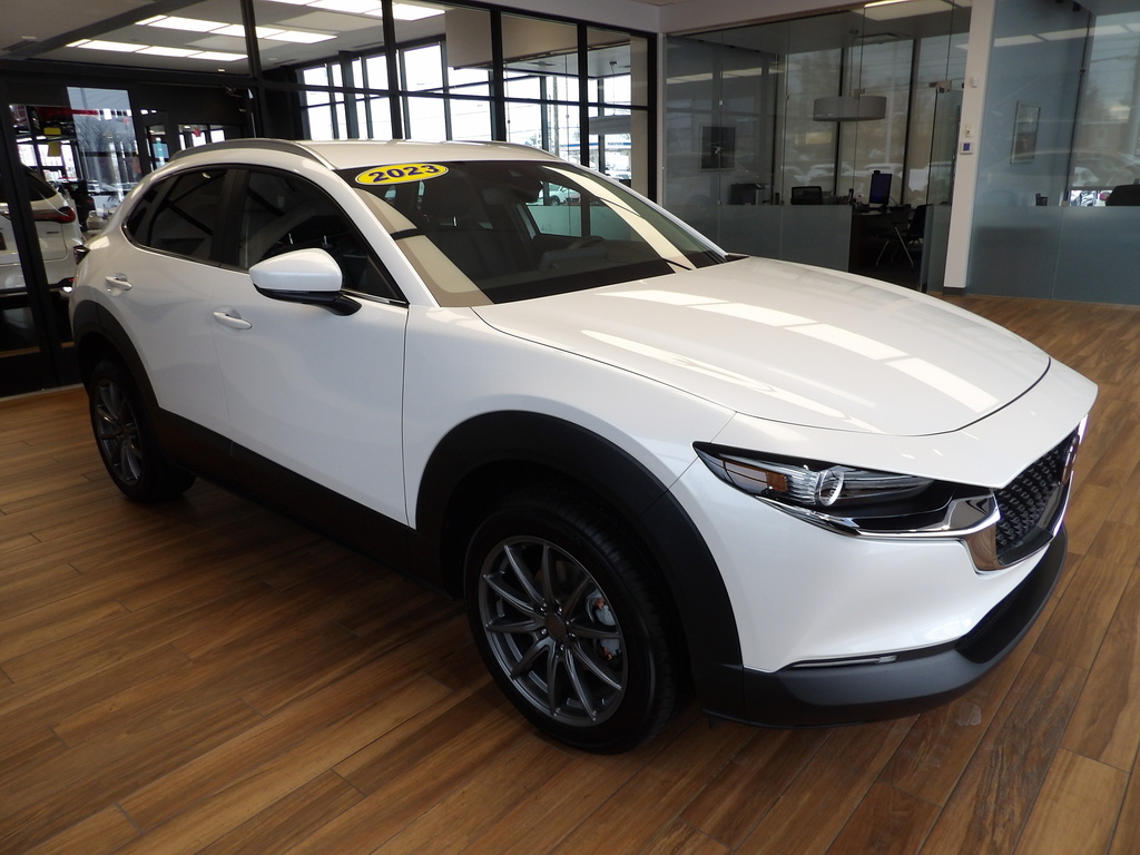 2023 Mazda CX-30 2.5 Select photo 3