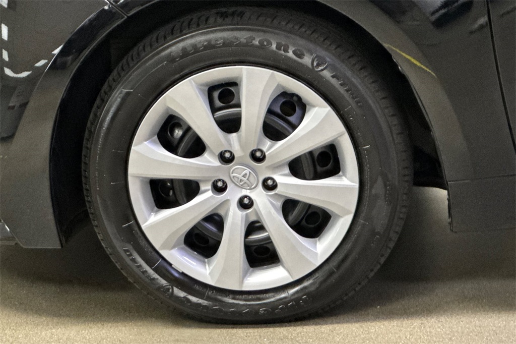 2024 Toyota Corolla LE photo 22