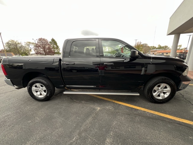 2014 Ram 1500 photo 2
