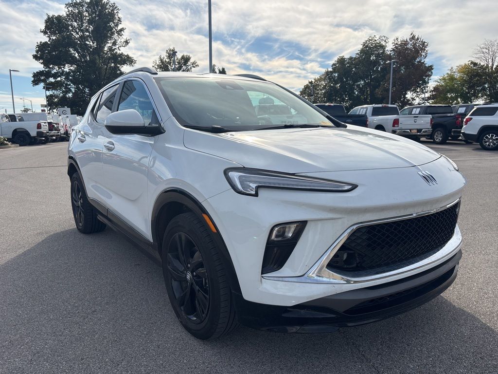 2024 Buick Encore GX Sport Touring's photo