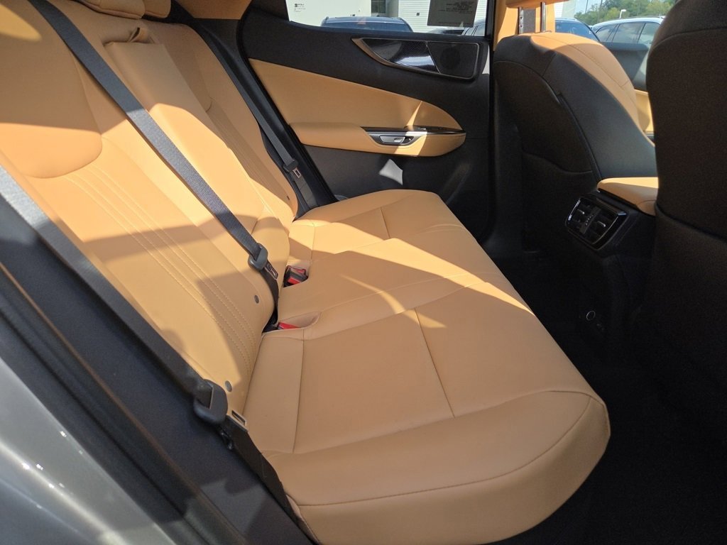 2026 Lexus NX 350h photo 5