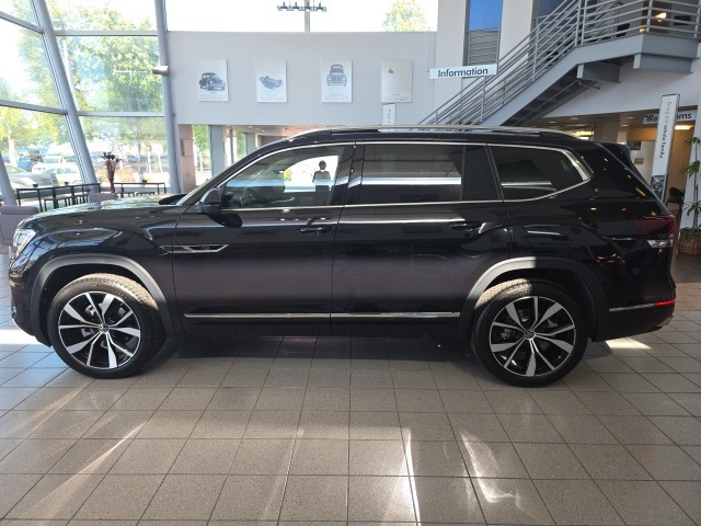 2025 Volkswagen Atlas SEL Premium R-Line photo 5