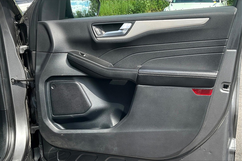 2021 Ford Escape SE photo 26