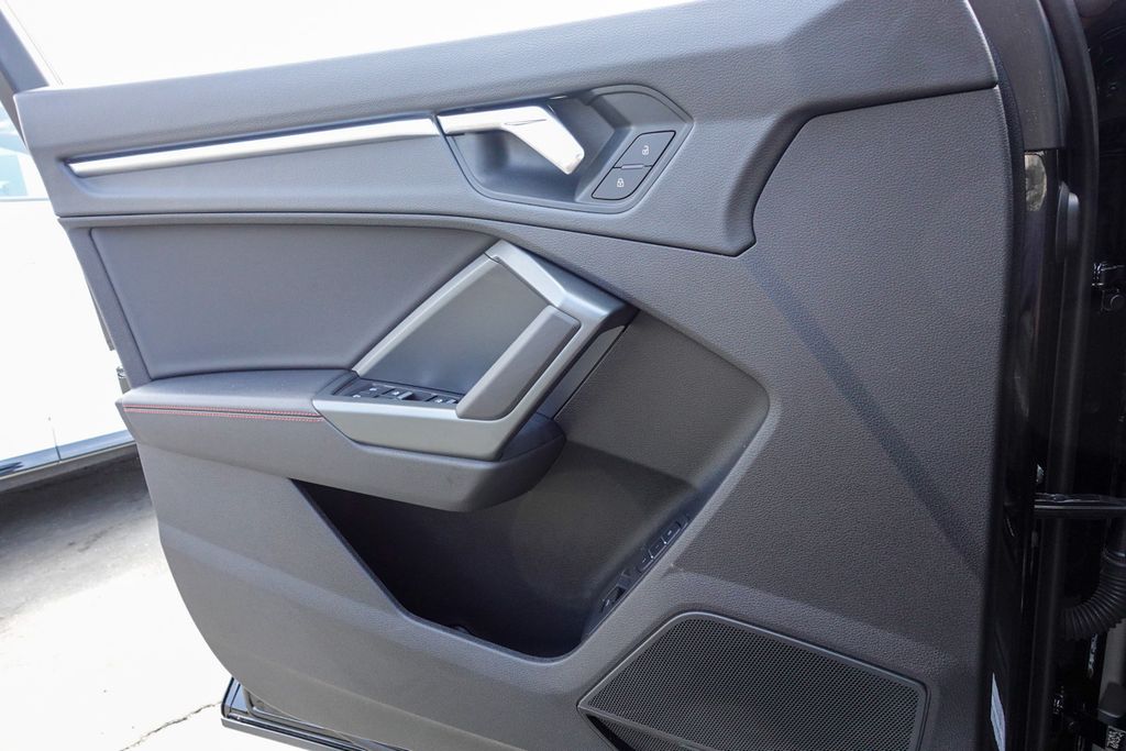 2025 Audi Q3 S line Premium Plus photo 16