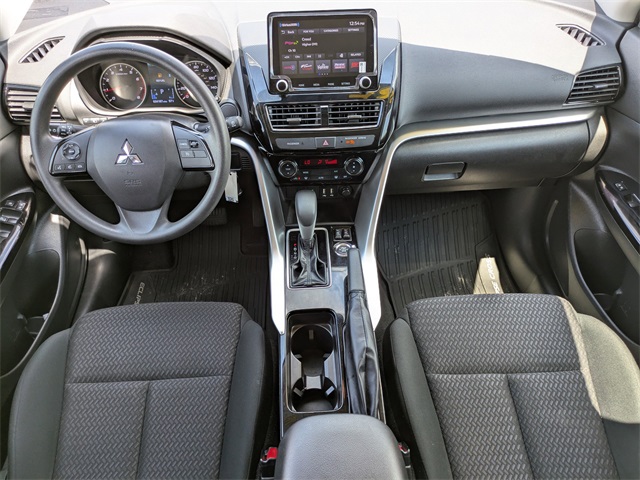 2023 Mitsubishi Eclipse Cross LE photo 14