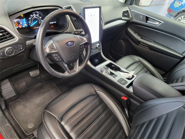 2022 Ford Edge SEL photo 14