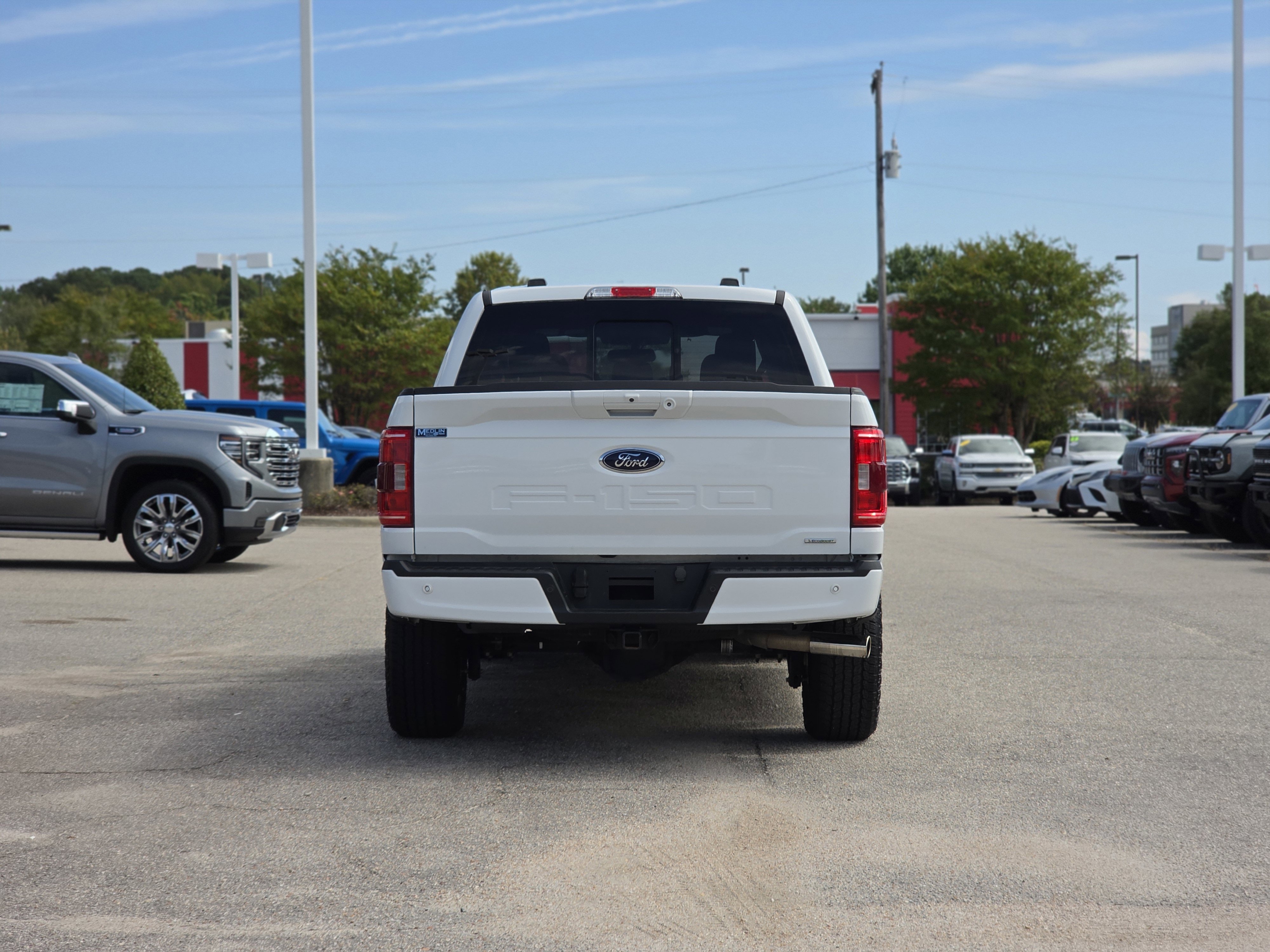 2023 Ford F-150 XLT photo 2