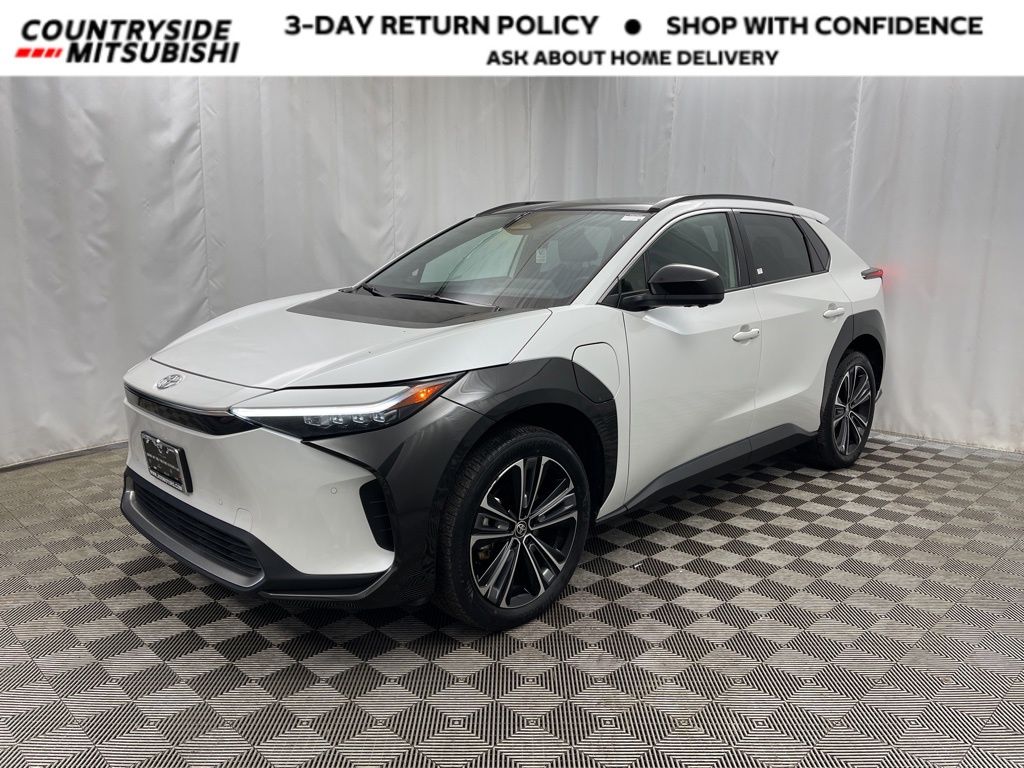 2024 Toyota bZ4X Limited's photo