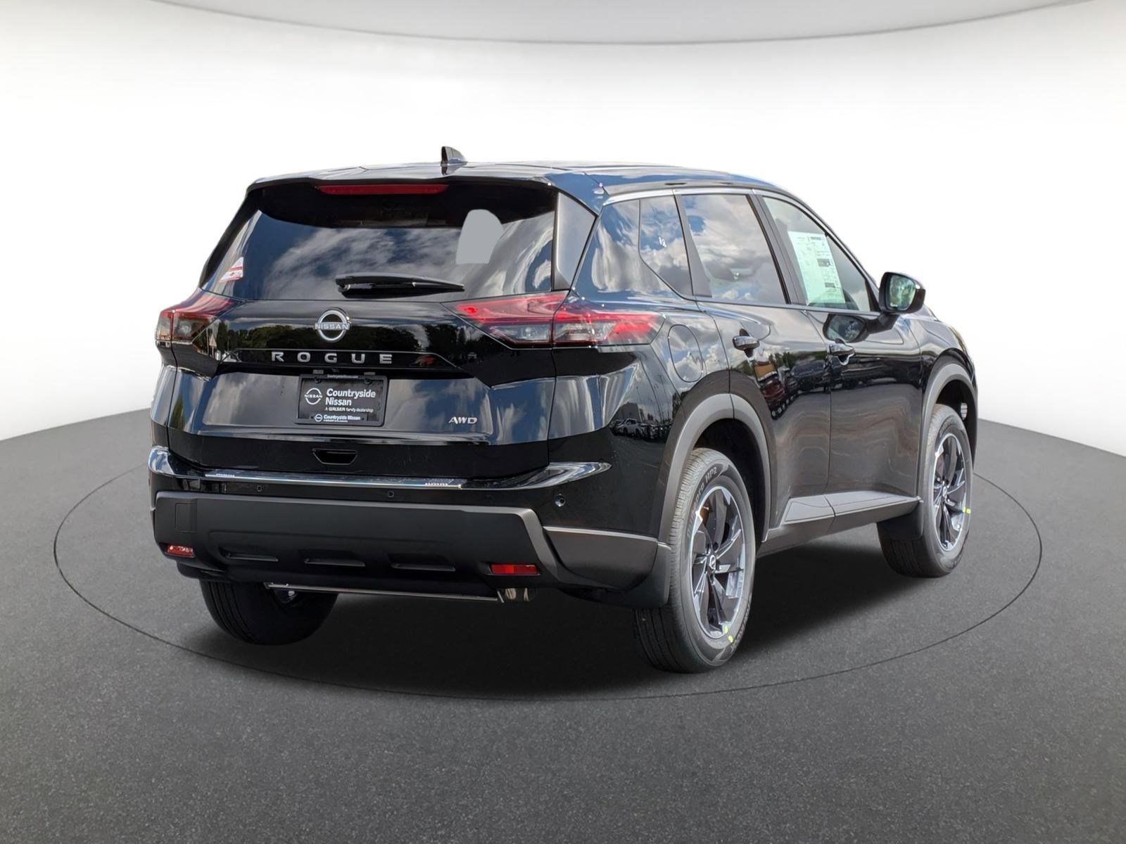 2026 Nissan Rogue SV photo 4
