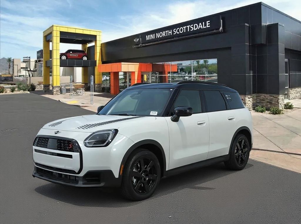 2026 MINI Countryman S's photo