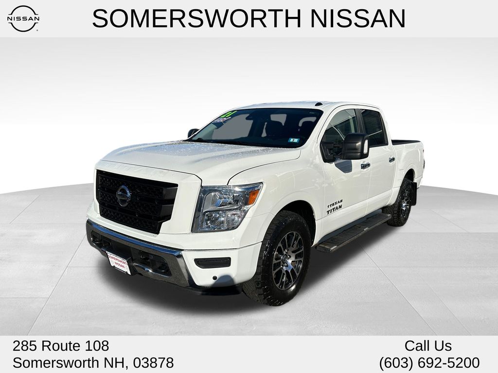 2021 Nissan Titan SV's photo