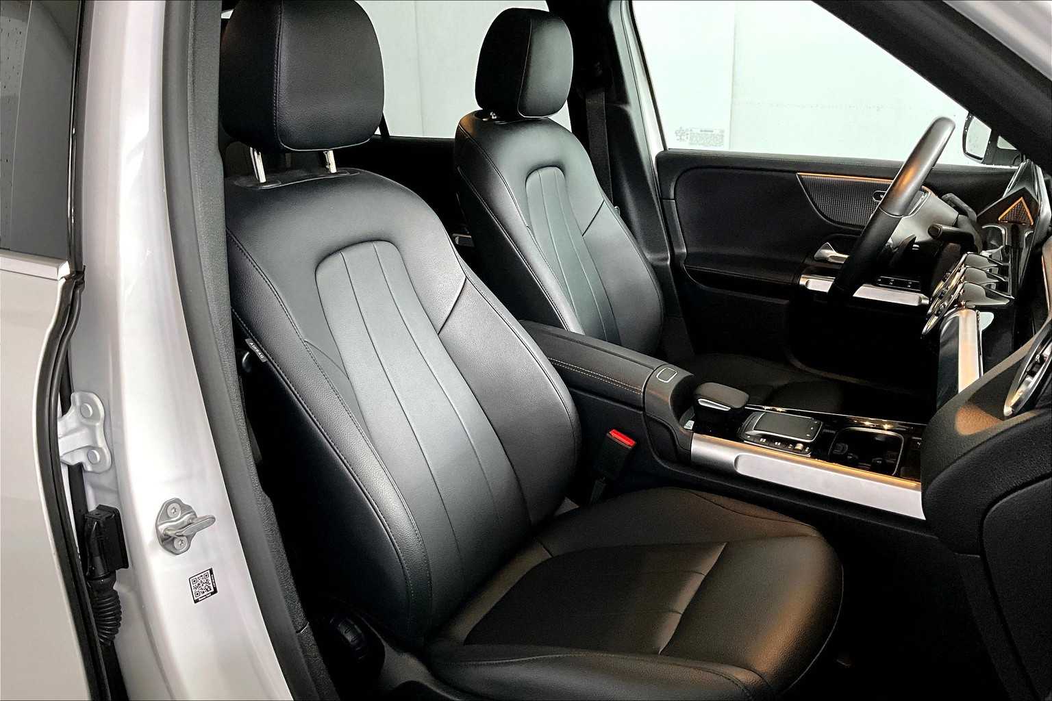 2022 Mercedes Benz GLB 250 4MATIC photo 7