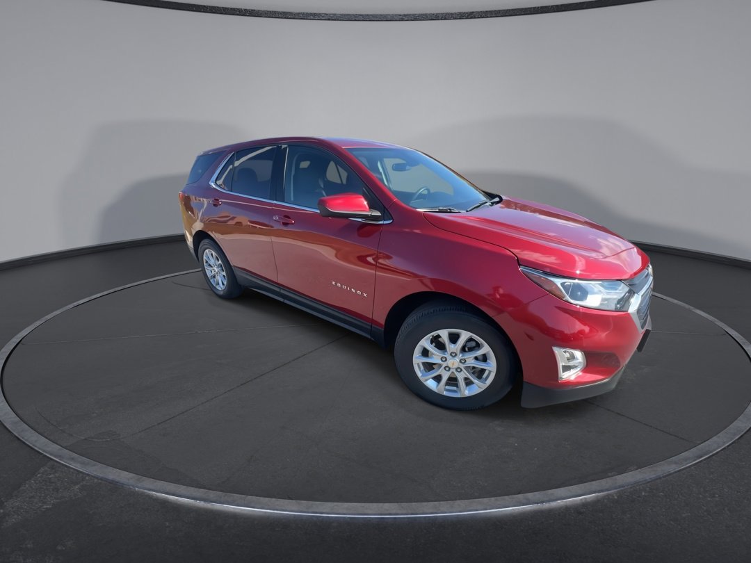 2020 Chevrolet Equinox LT photo 2