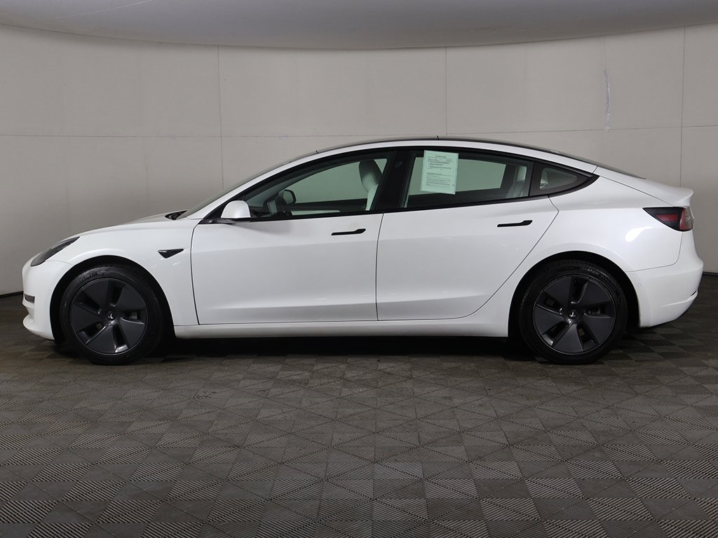 2021 Tesla Model 3 Standard Range Plus photo 10