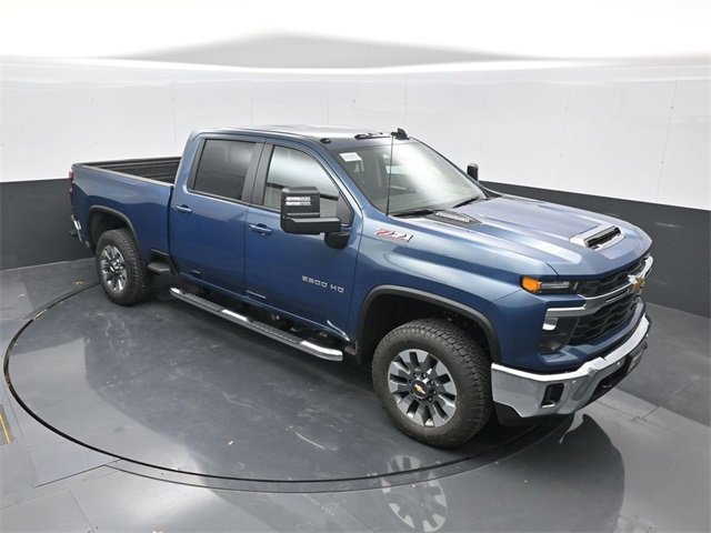 2026 Chevrolet Silverado HD LT's photo