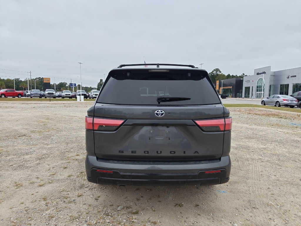 2023 Toyota Sequoia Platinum photo 5