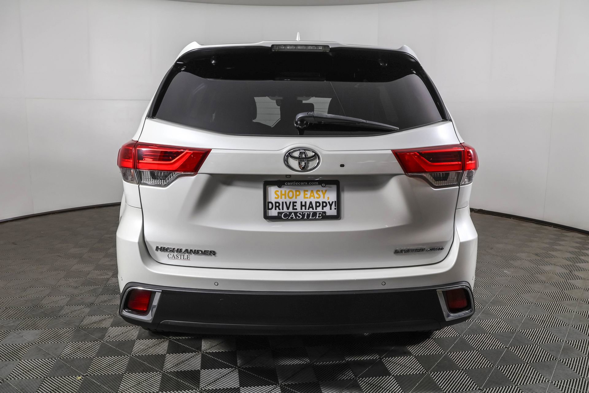 2019 Toyota Highlander Limited photo 10