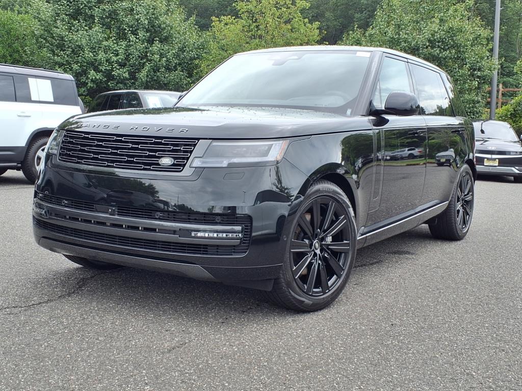 2025 Land Rover Range Rover SE photo 18