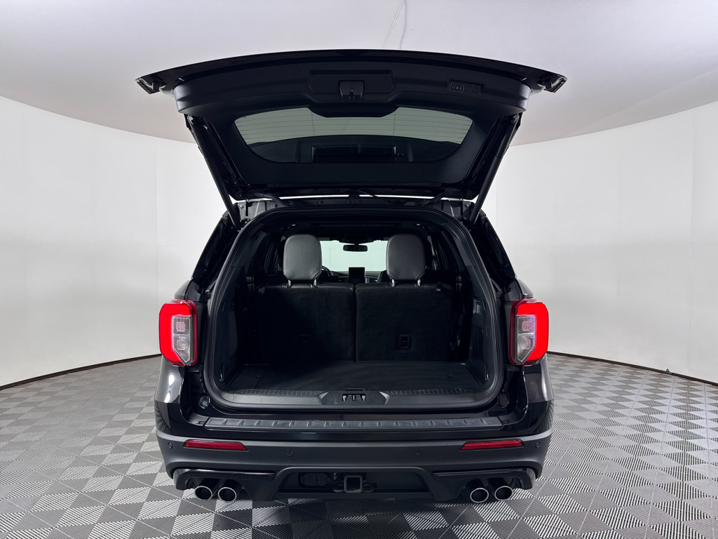 2023 Ford Explorer ST photo 15