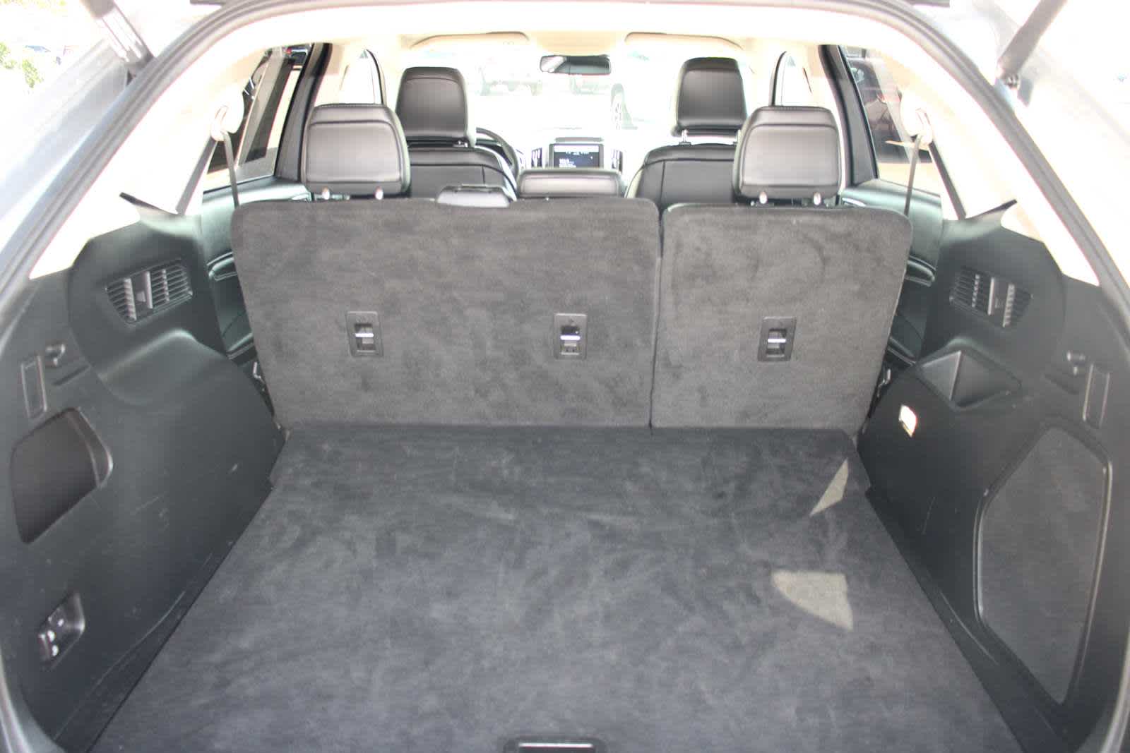 2022 Ford Edge Titanium photo 42