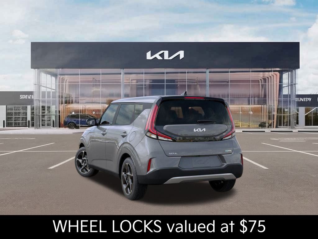 2025 Kia Soul EX photo 3