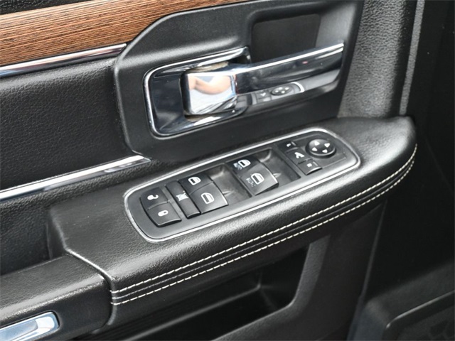 2017 Ram 1500 Laramie photo 21