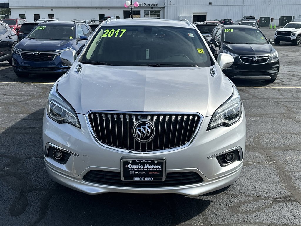 2017 Buick Envision Essence photo 3