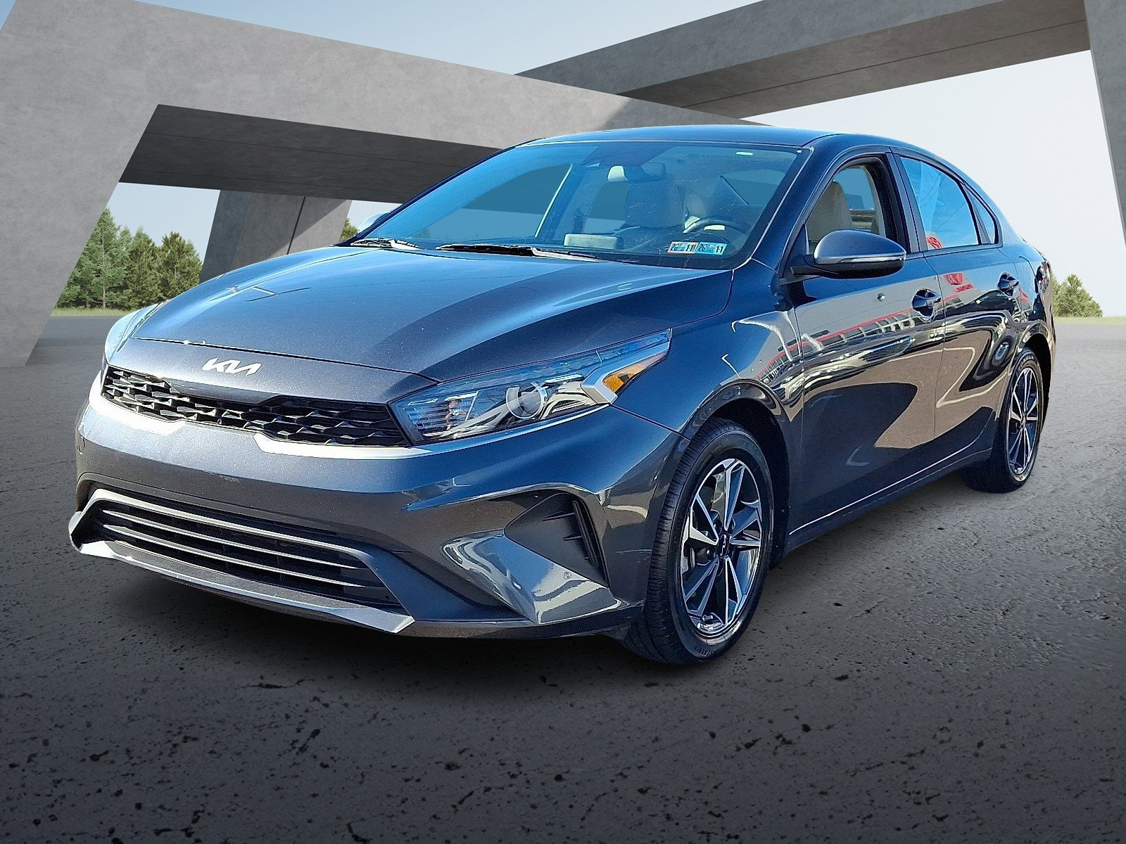 2023 Kia Forte LXS photo 2