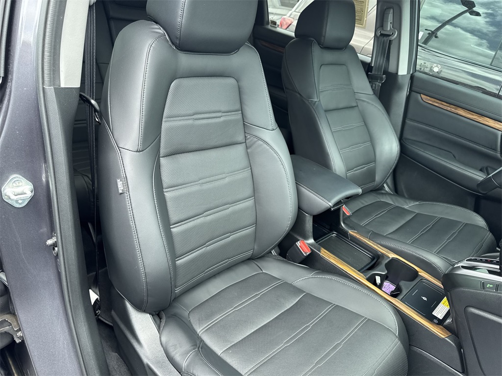 2021 Honda CR-V Touring photo 31