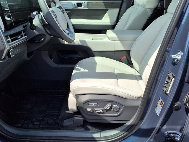 2026 Hyundai Santa Fe Calligraphy photo 13