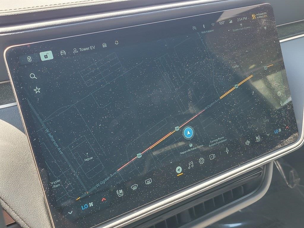 2025 RIVIAN R1S - Image 13